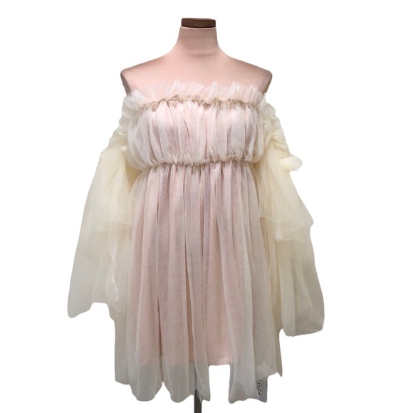 Francesca's Collections Dresses & Skirts - SOLD Francesca’s Collection Off Shoulder Bell Sleeve Cream Tulle Dress Size XL
